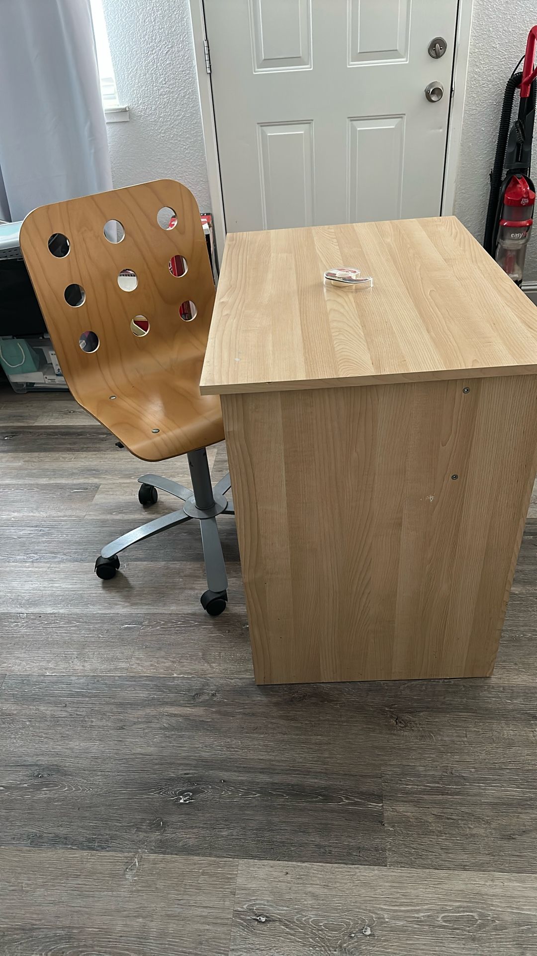 Desk And Chair