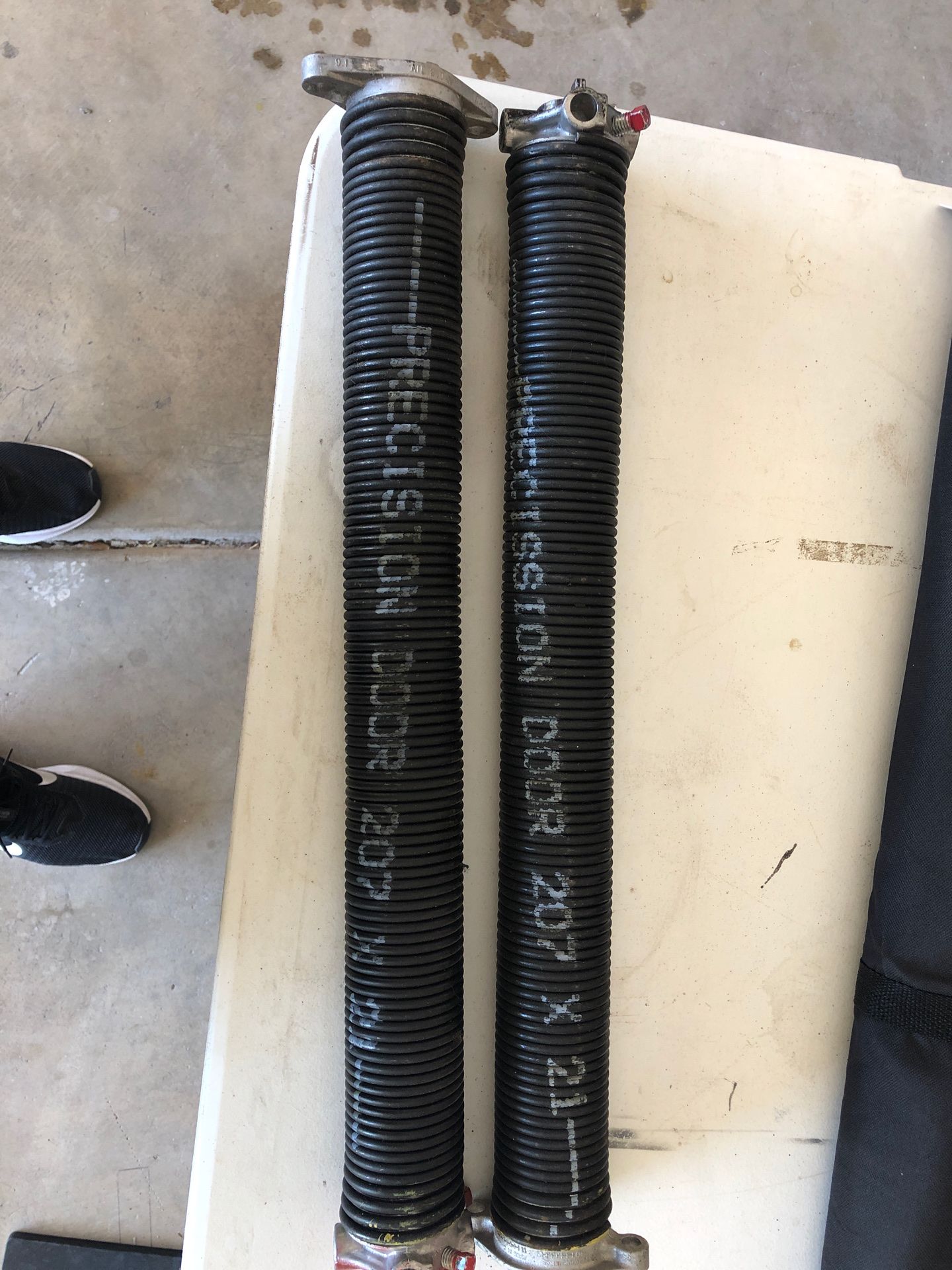 Garage door springs