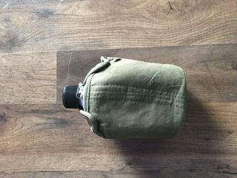 US Army Military Metal Aluminum Water Canteen With Case
