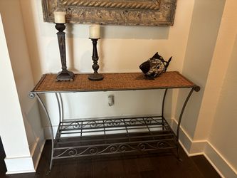 Pier One Furniture Set (4pcs)