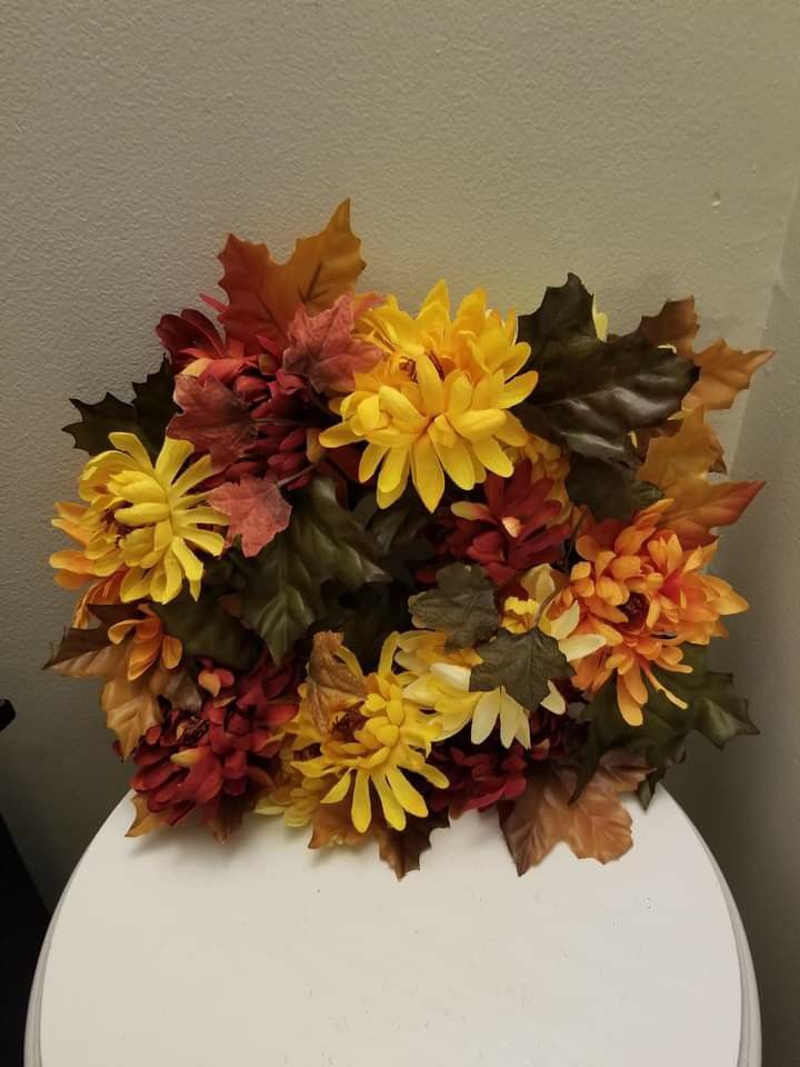Floral centerpiece