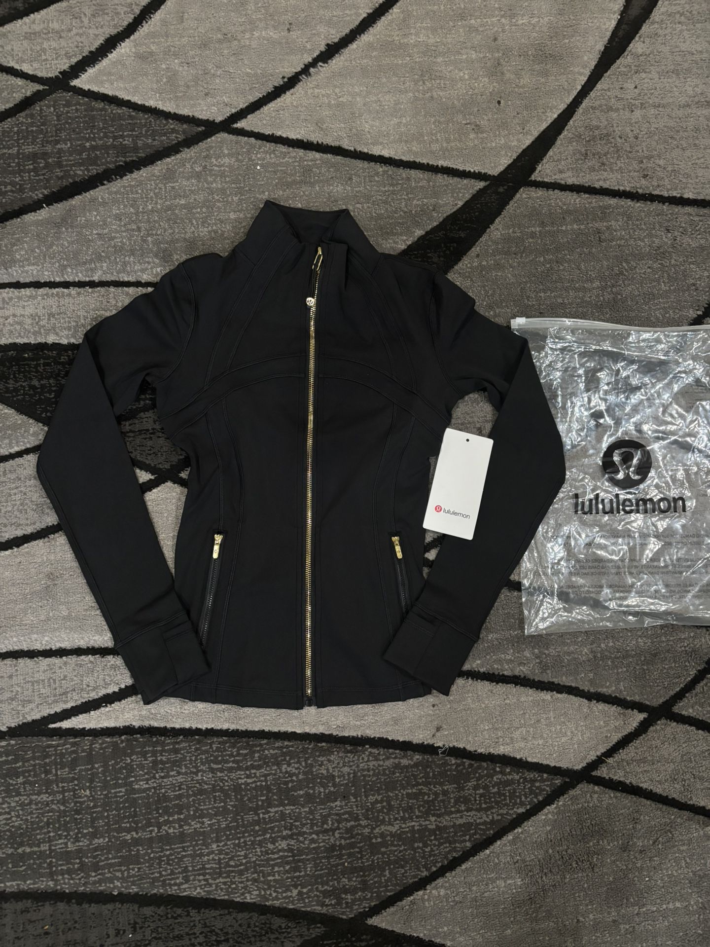 Lululemon Jacket Size 4