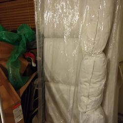 Couch Off White W/3 Cushions Reduced To Sell