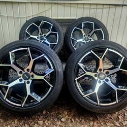 18” Venom Rims With Tires 