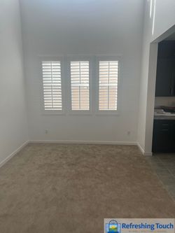 Shutters con Estilo para un Hogar Más Actualizado - Call/Text 909-681-7003  