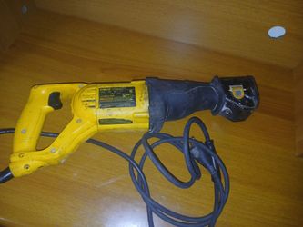 DEWALT Zawzall & tool bag