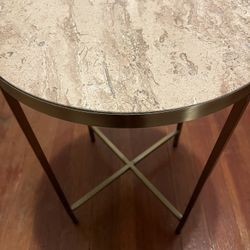 Threshold Accent Table