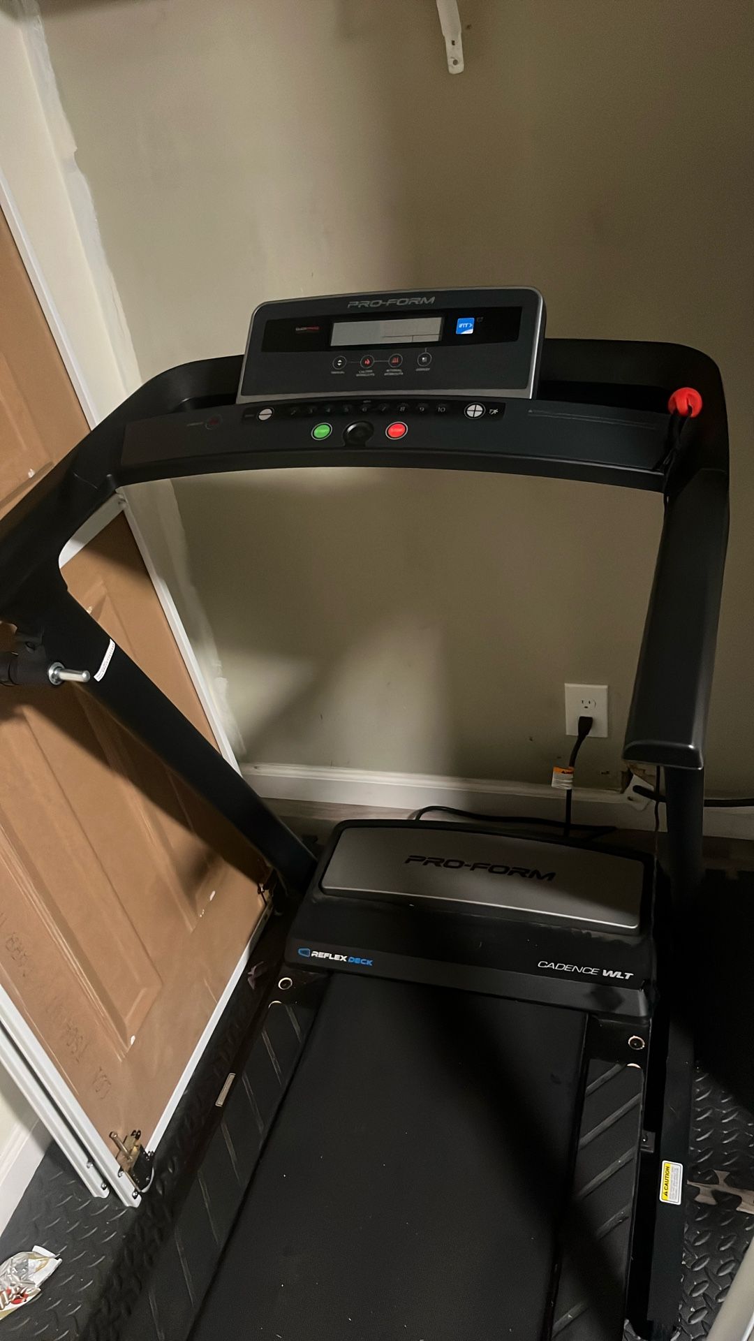 Folding treadmill