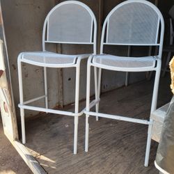 2 Bancos de metal como nuevos los 2 x el precio