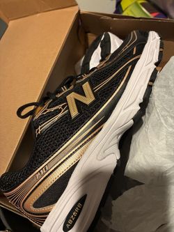 New Balance 740 Black Gold Sneakers