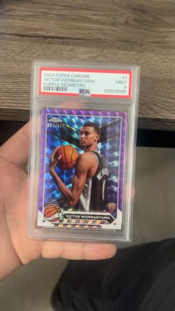 2023 Topps Chrome Wembanyama Purple Geometric RC PSA 9