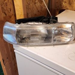 Chevy 01-06 Headlights 