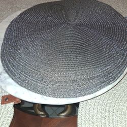 In Hreat Condition 5 Table Gray Place Mats 