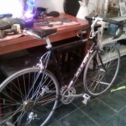 Giant 10 Speed Racing Bike 