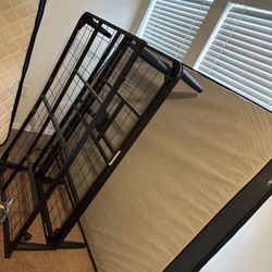 Queen Size Adjustable Bed Frame And bed 