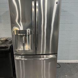 ❄️ GE 3-Door Refrigerator – Excellent Condition! ❄️