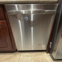 Maytag Dishwasher