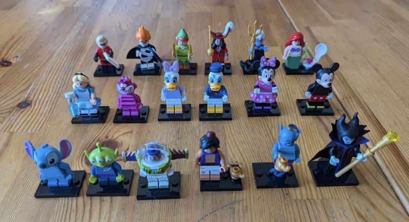 LEGO Disney Series Minifigure 71012 Complete Set (18 Minifigures)