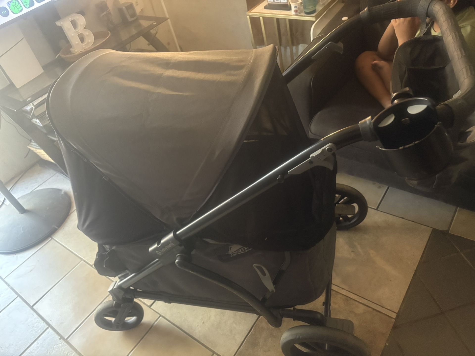 Baby Trend 2in 1 Stroller/wagon