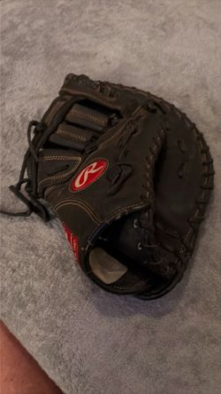 Rawlings  first base mit