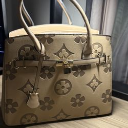 New Beige handbag Purse Tote 