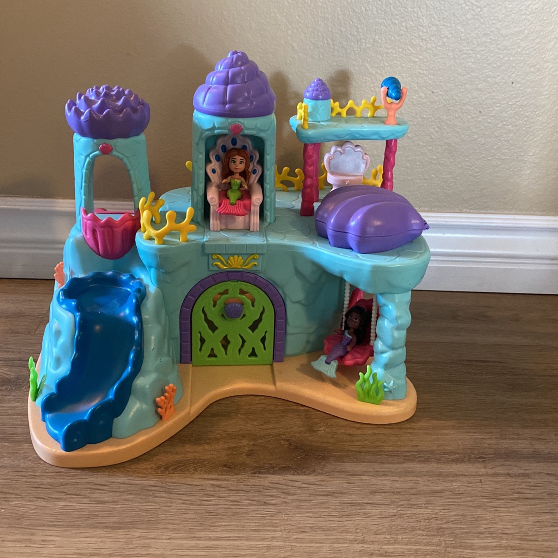 Lakeshore Mermaid Castle