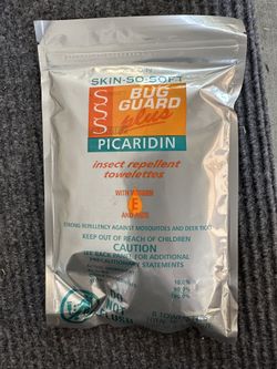 Avon skin-so-soft Bug Guard Plus Picaridin Insect repellent towelettes