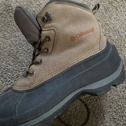 New Columbia Snow Boots Worn Once Size 12 Waterproof 
