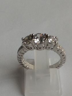 White Sappphire 3 Stone Ring