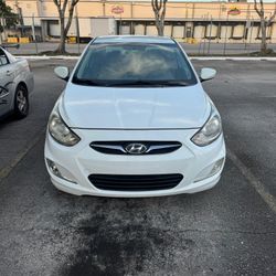 2013 Hyundai Accent