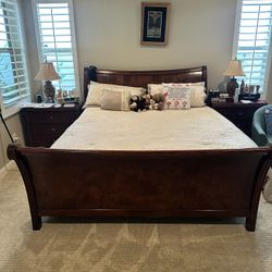Cal King Bedroom Set 