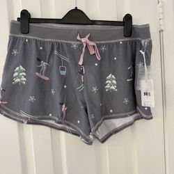 PJ Salvage women’s Loungewear Fleece Ski Print Short, NWT, Size XL