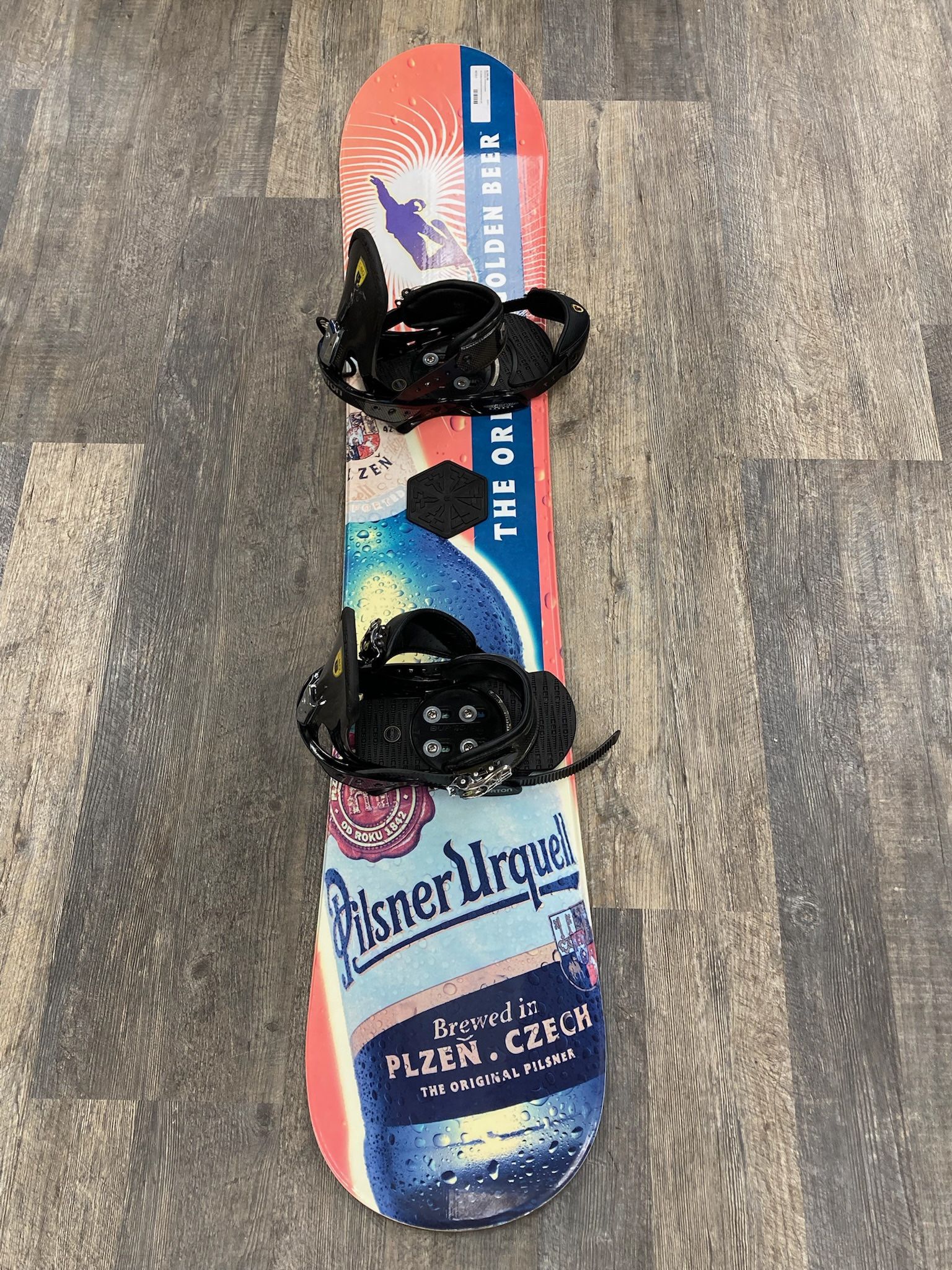 THE ORIGINAL GOLDEN BEER SNOWBOARD W/ Burton C60 Bindings