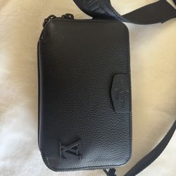 LV Alpha Wallet Crossover