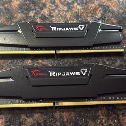 Rip jaws G.Skill DDR4 32GBs RAM (2x16)