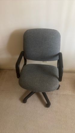 Desk chair