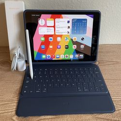 Apple iPad 8th Generation 32GB (Latest iOS 26) Logitech Keyboard case , Pencil & charger