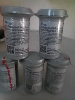 Blood glucose test strips