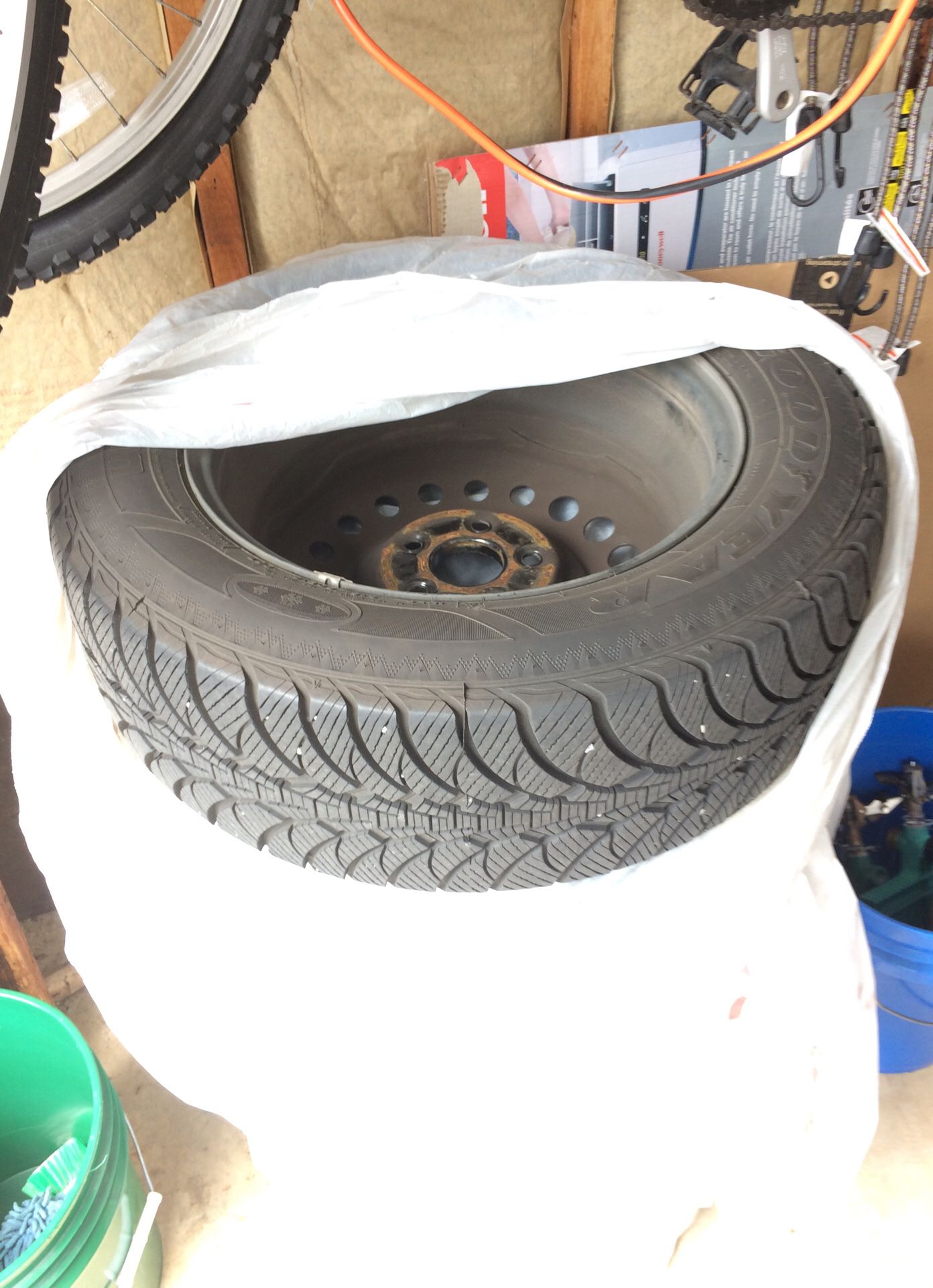 Honda rims and tires Goodyear P215/60/R16 fit 2012 accord and many other Honda