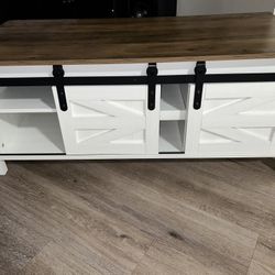 Farmhouse Coffee Table