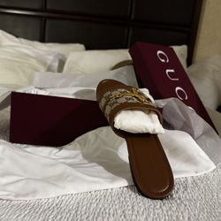 GUCCI Sandals 