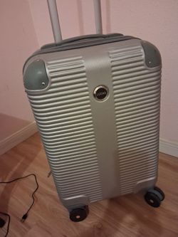 Lucas Suitcase