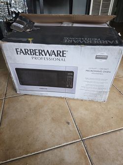 Big Microwave 2.2 Cu Ft
