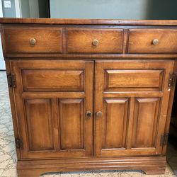 Small cabinet