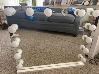 Vanity mirror