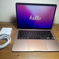 M1 MacBook Air (2021)