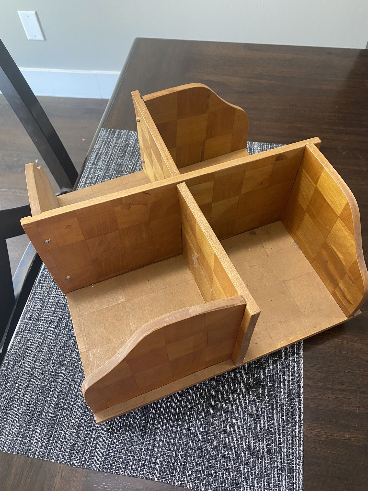 12x12 Wood Swivel Table Center Piece
