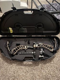 Prime Revex 2 Compound Bow Package