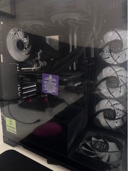 (Used) StarForge Pre-built Gaming PC for Sale – RTX 4070 / Ryzen 5 7600X / 32GB DDR5