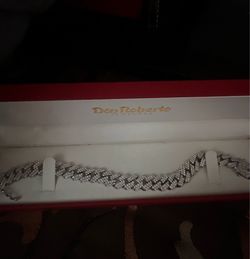 Cubic zirconia bracelet